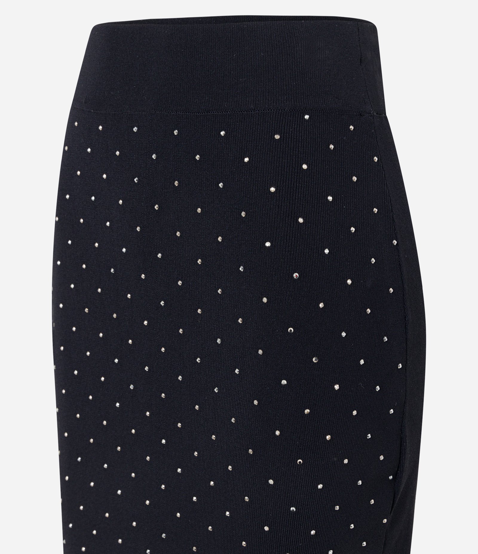 Saia Midi em Viscose com Aplicação de Strass Preto 8