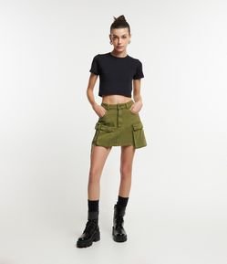 Saia Curta em Sarja com Bolsos Cargo