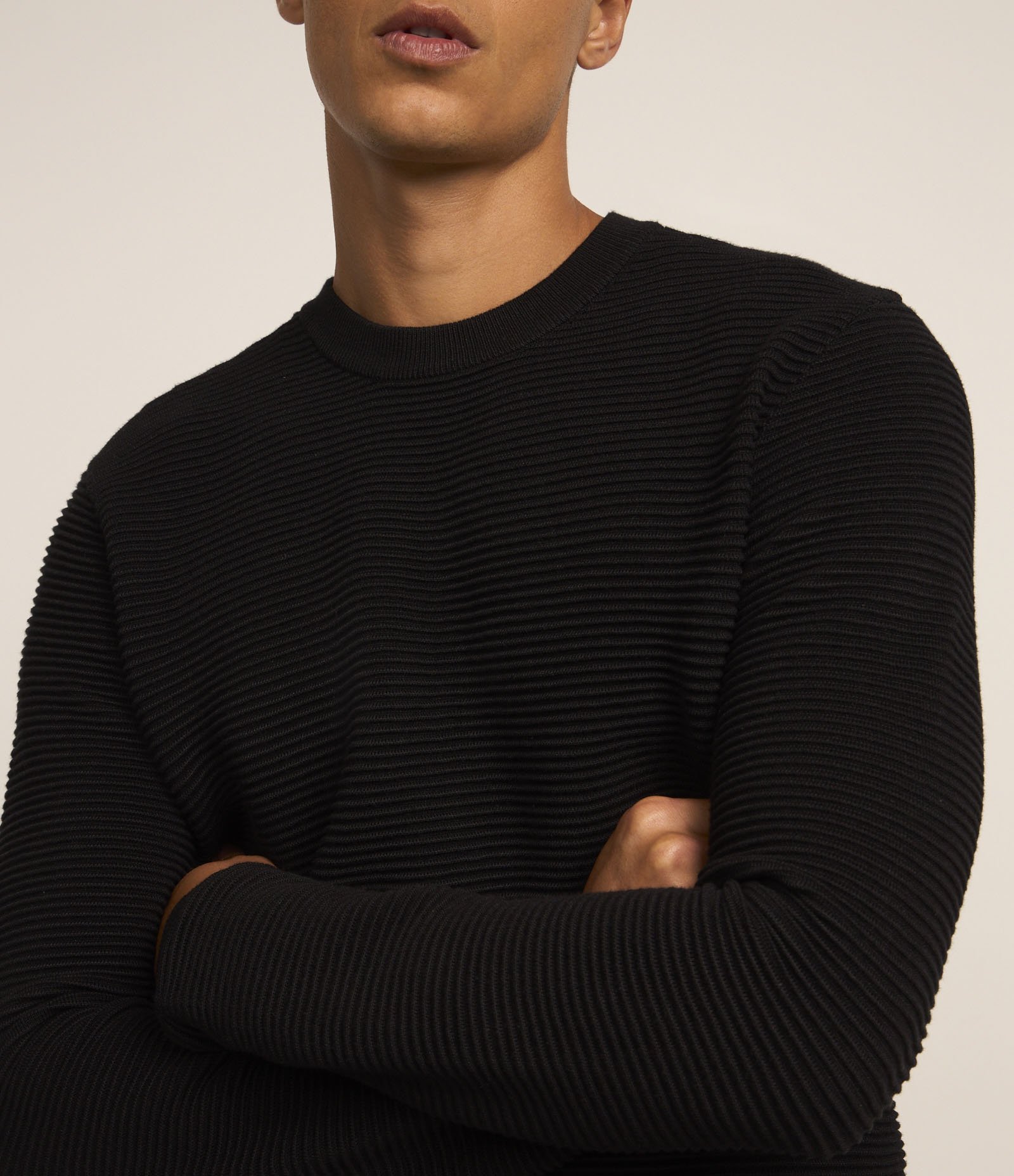 Suéter em Tricô Leve com Texturas Horizontais 4