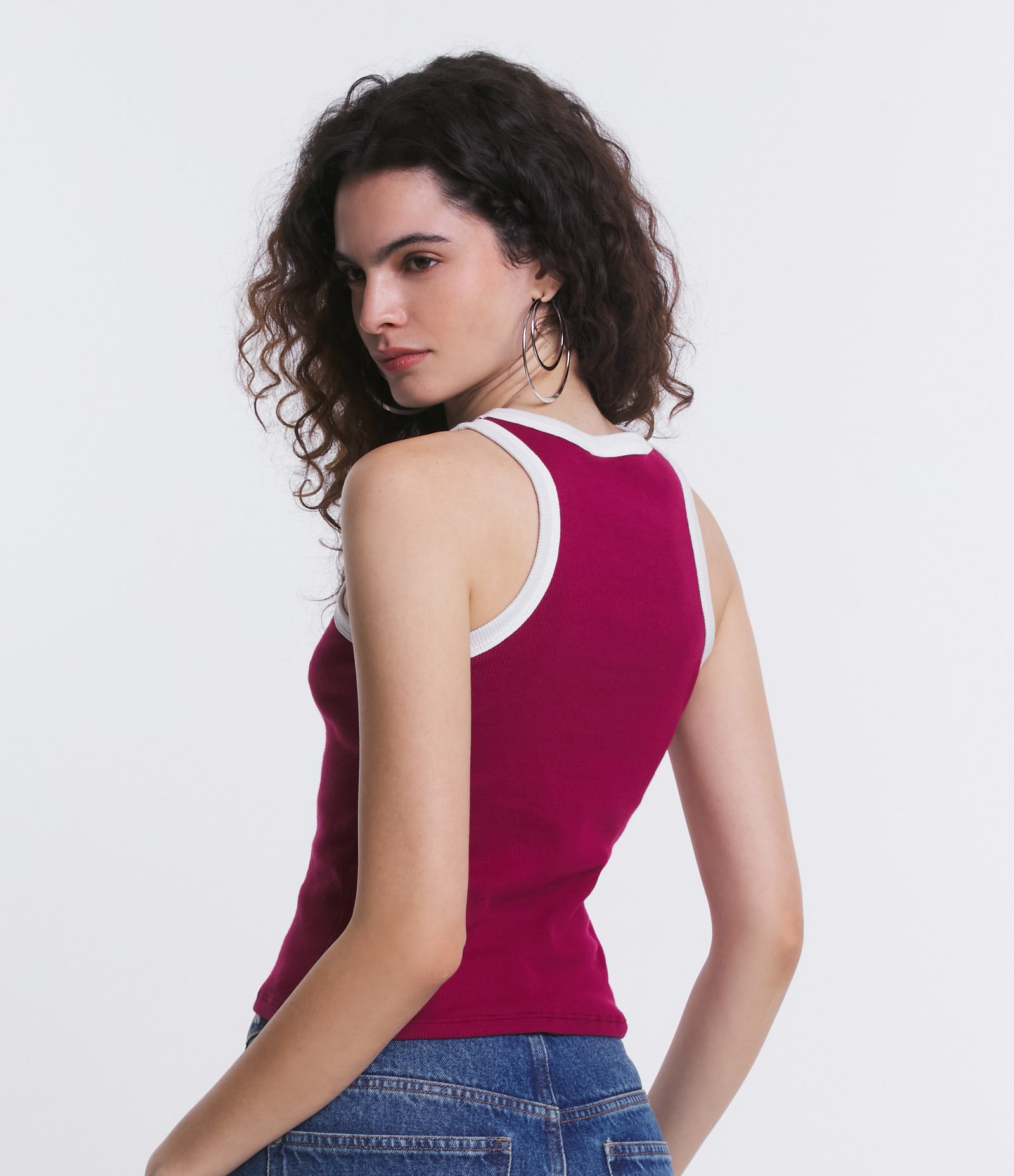Blusa Regata em Ribana com Cava Contrastante 3