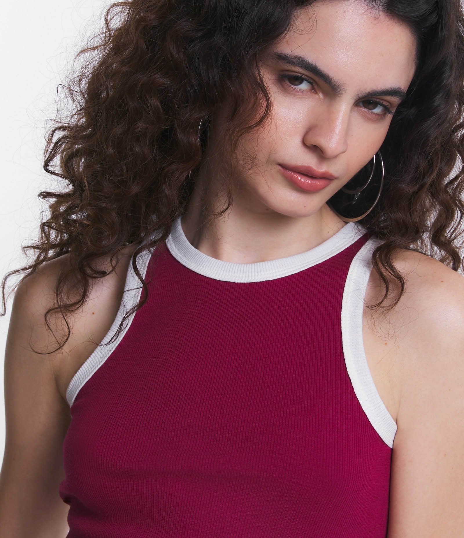Blusa Regata em Ribana com Cava Contrastante 4