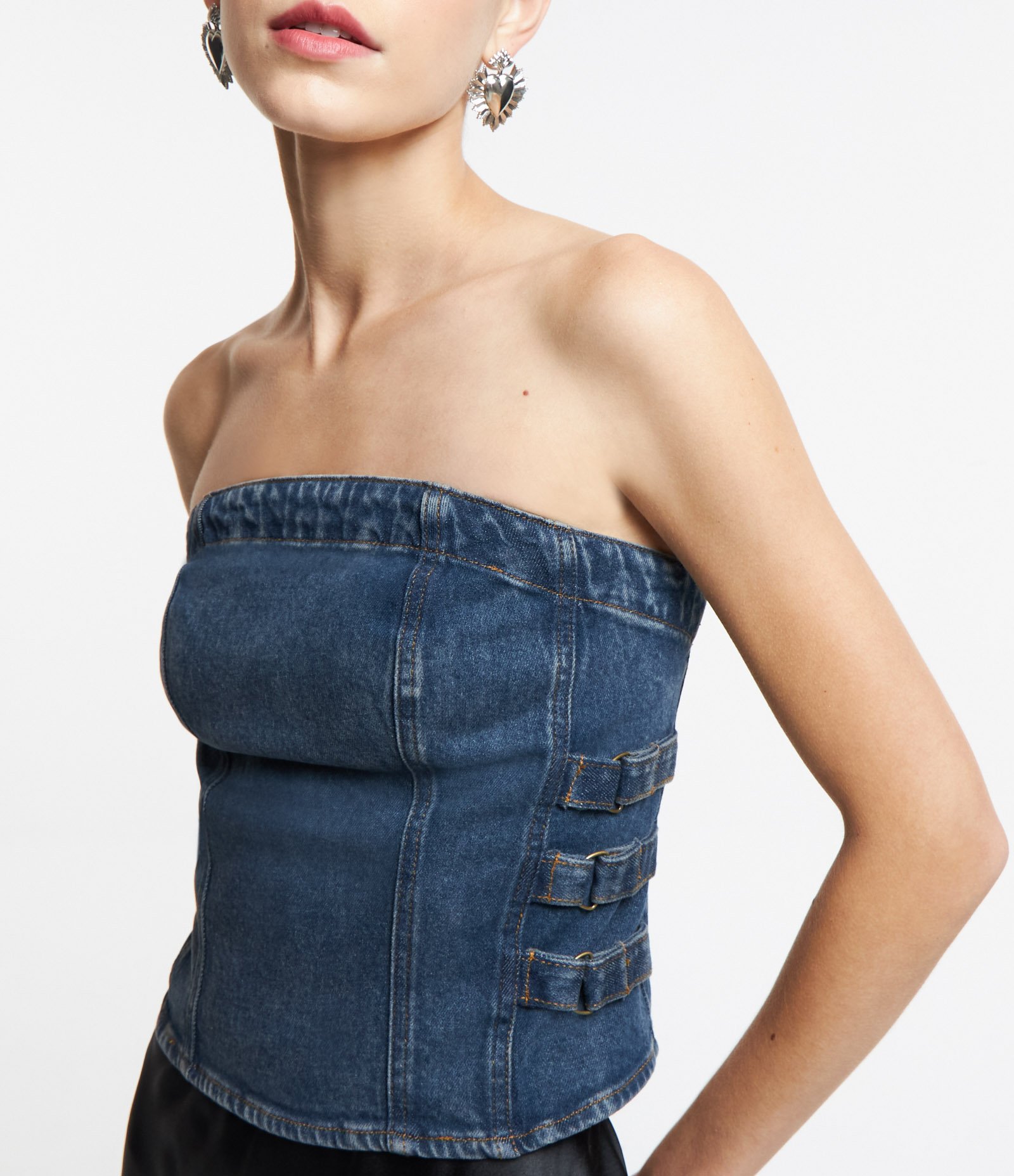 Top Tomara Que Caia em Jeans com Recortes Azul 4