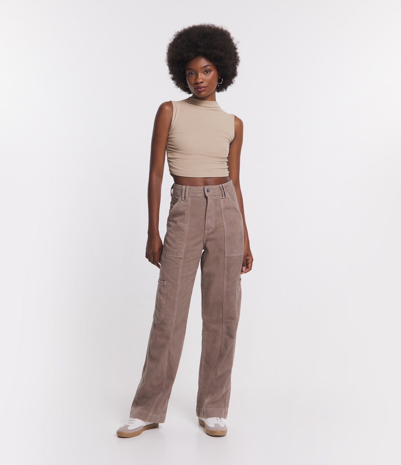 Blusa sem Manga em Ribana com Golinha Alta e Franzinho Lateral 2