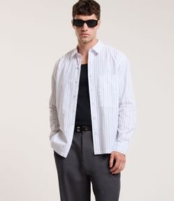 Camisa em Algodão com Listras e Bolso
