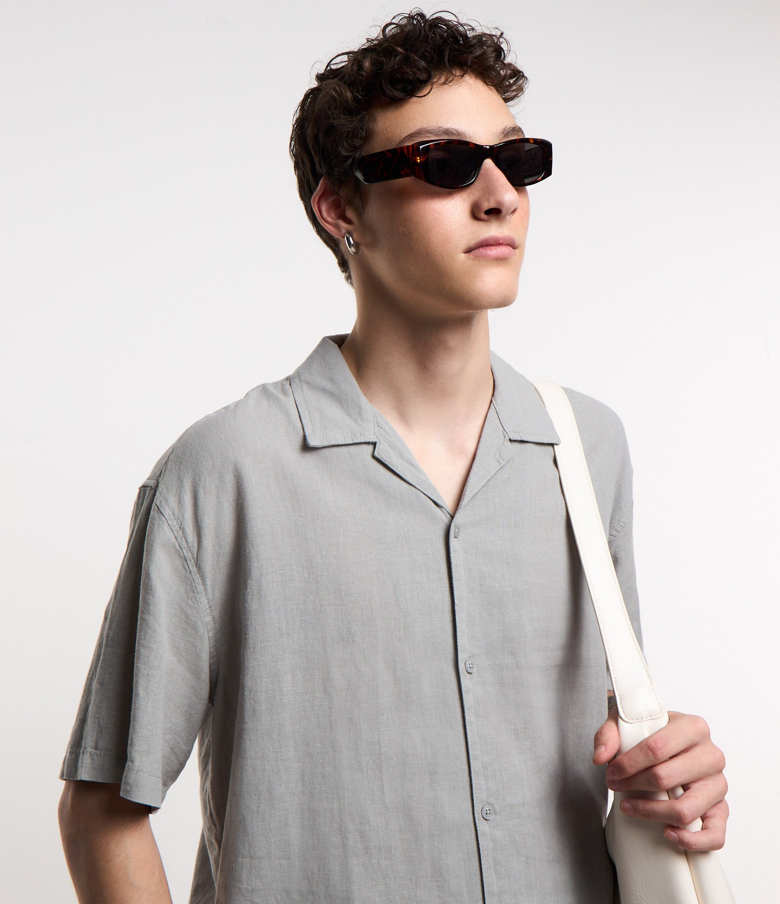 Camisa em Tricoline com Textura Cinza 3