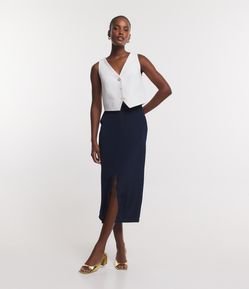 Saia Midi Reta Alfaiatada com Fenda Frontal