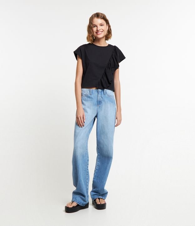 Blusa em Meia Malha com Babado na Diagonal