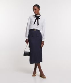 Saia Midi Alfaiatada com Cinto e Bolsos Frontais