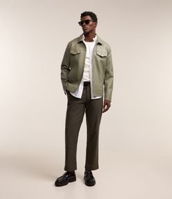 Calça Reta Cropped em Sarja e Cós com Passantes