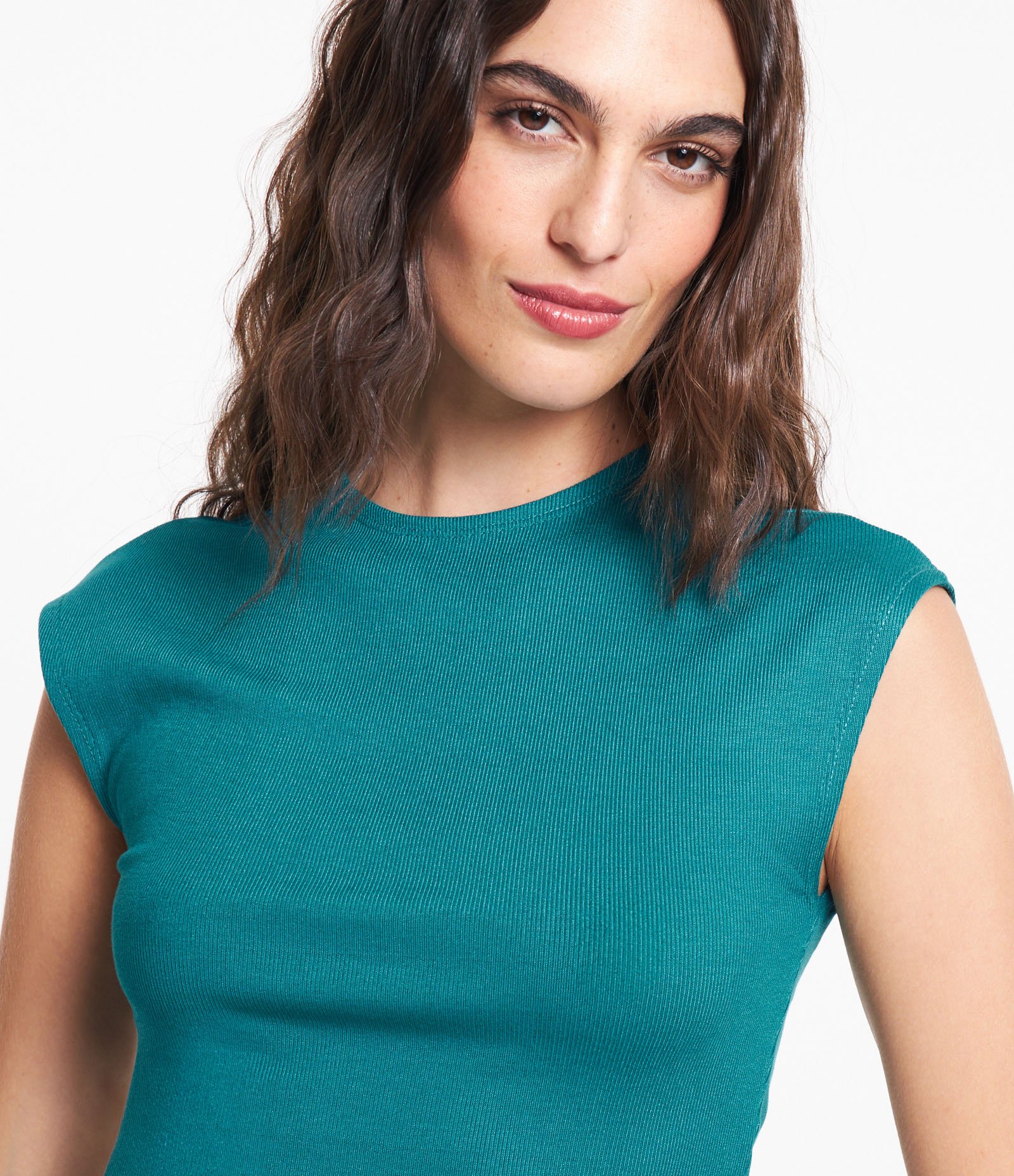 Blusa sem Manga em Ribana com Textura Caneladinha Verde Azulado 4