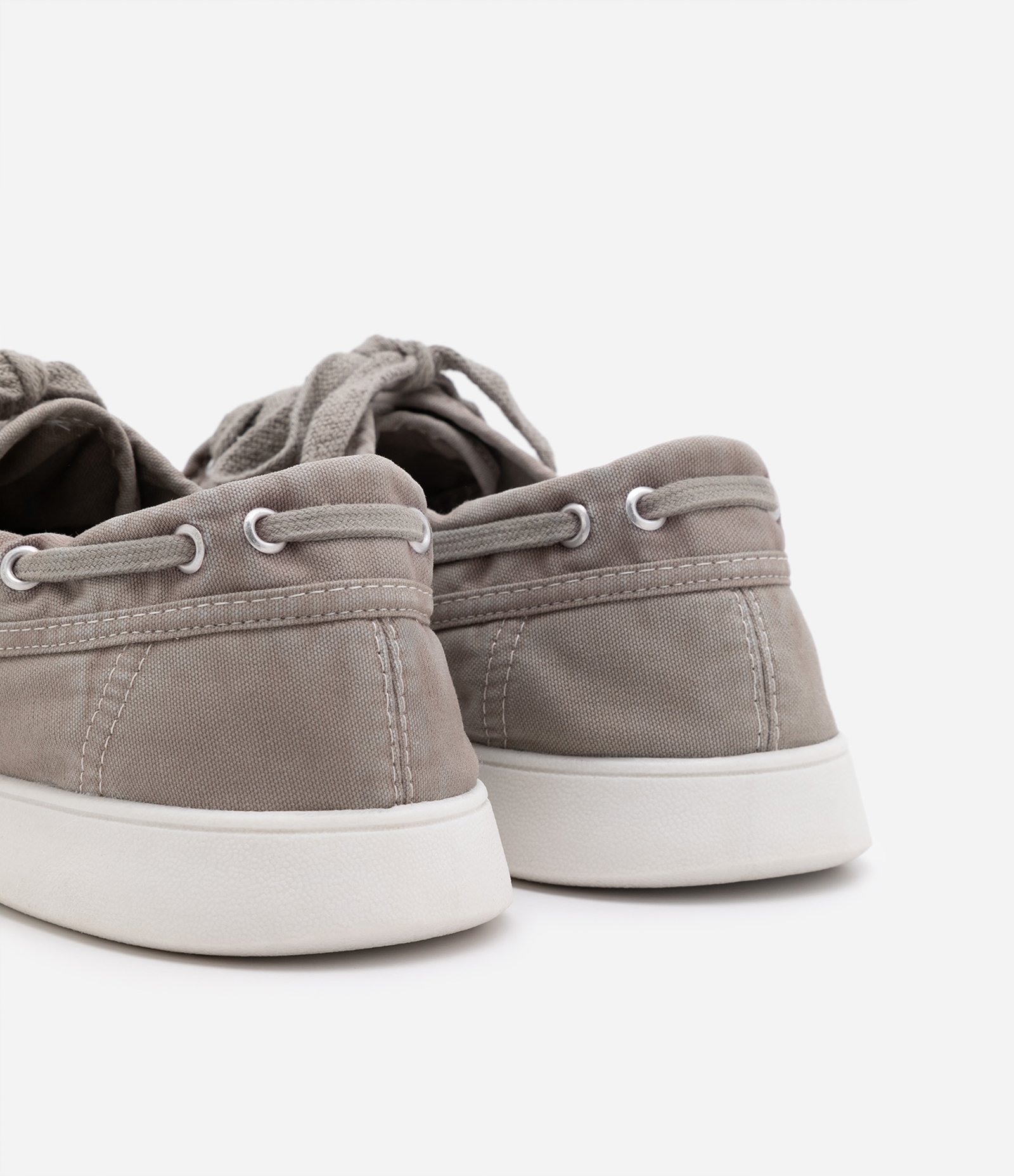 Mocassim Docksider com Amarração e Cadarço Cinza 4