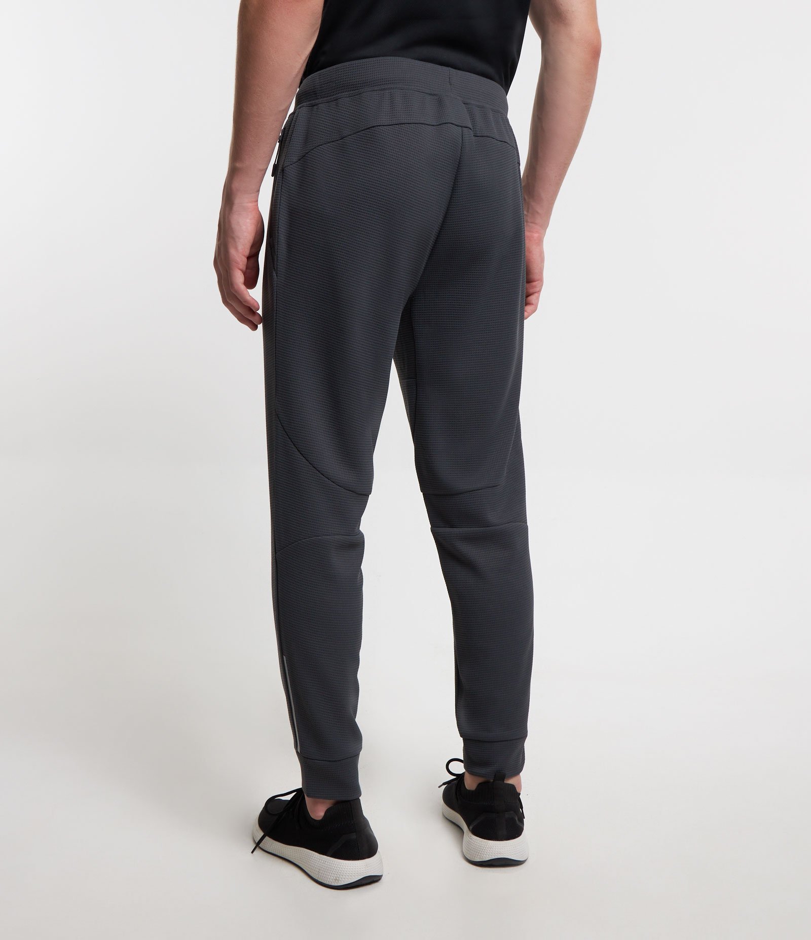 Calça Esportiva em Tecido Texturizado com Zíper nos Bolsos 3