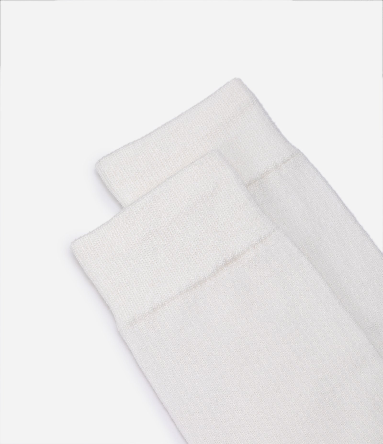 Meia Cano Médio em Viscose Texturizada Off White 4