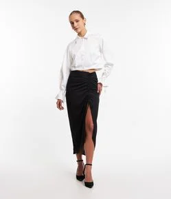 Saia Midi em Chiffon com Puxadinho Lateral e Fenda
