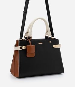 Bolsa Satchel em PU com Recortes Contrastantes e Pendente