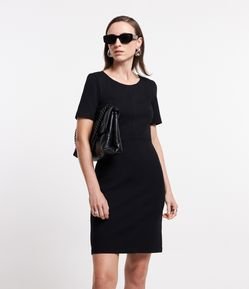 Vestido Curto em Viscose com Manga Curta