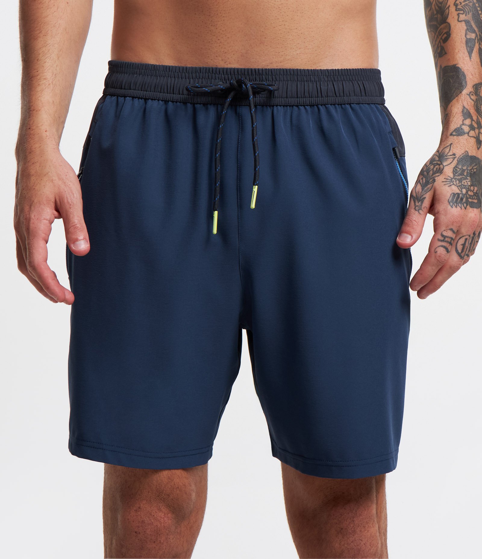 Bermuda Esportiva com Blocos de Cor e Bolsos com Zíper 2