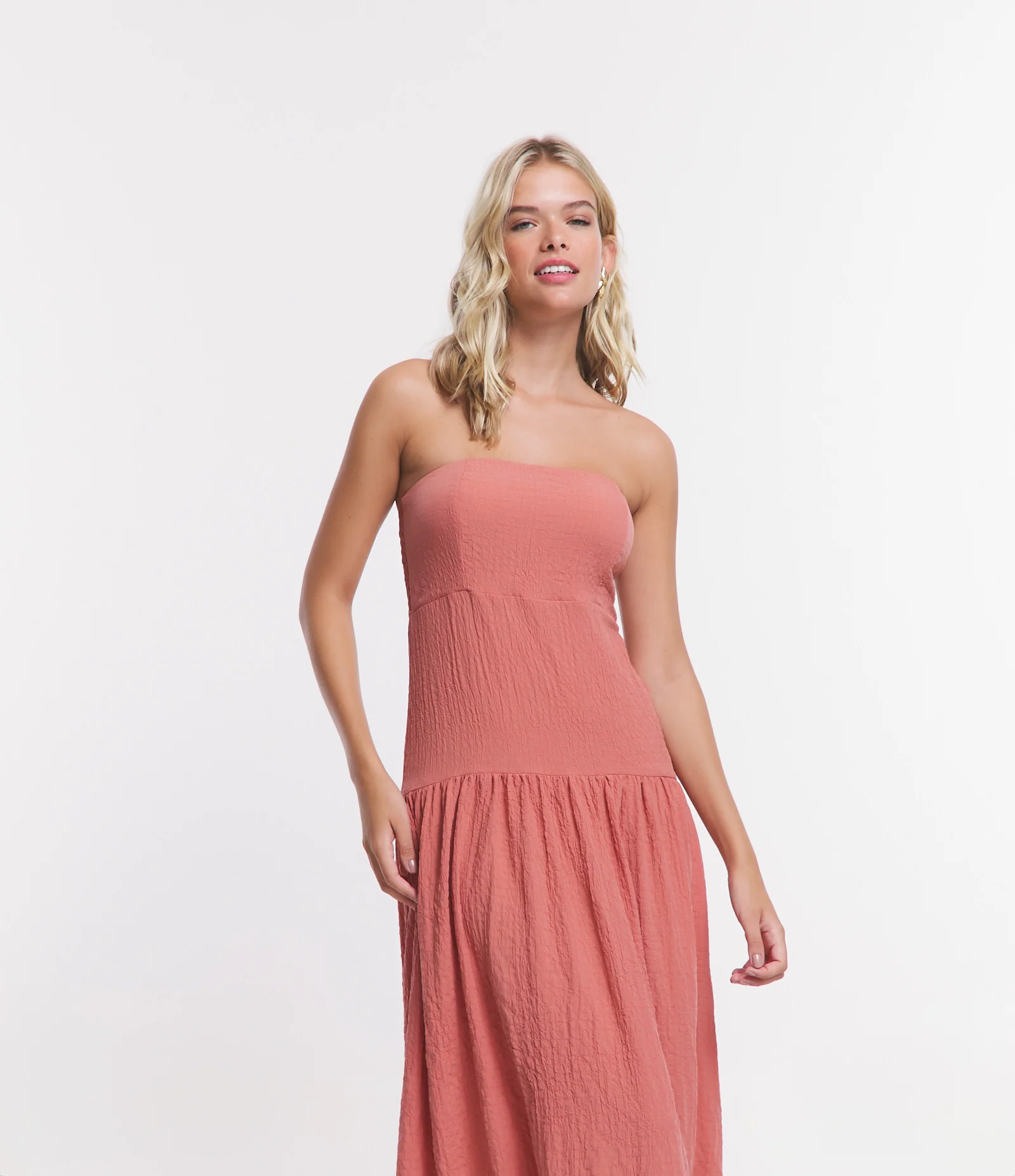 Vestido Midi com Decote Tomara que Caia e Lastex nas Costas Rosa Coral 2