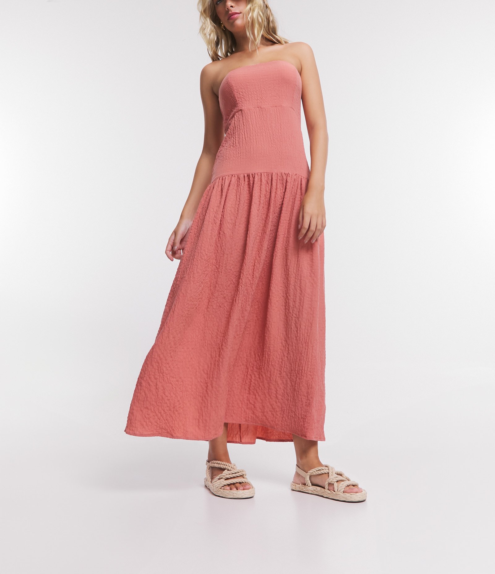Vestido Midi com Decote Tomara que Caia e Lastex nas Costas Rosa Coral 5