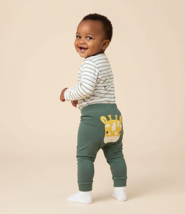 Conjunto Infantil em Suedine com Bordado de Girafinha - Tam RN a 18 meses