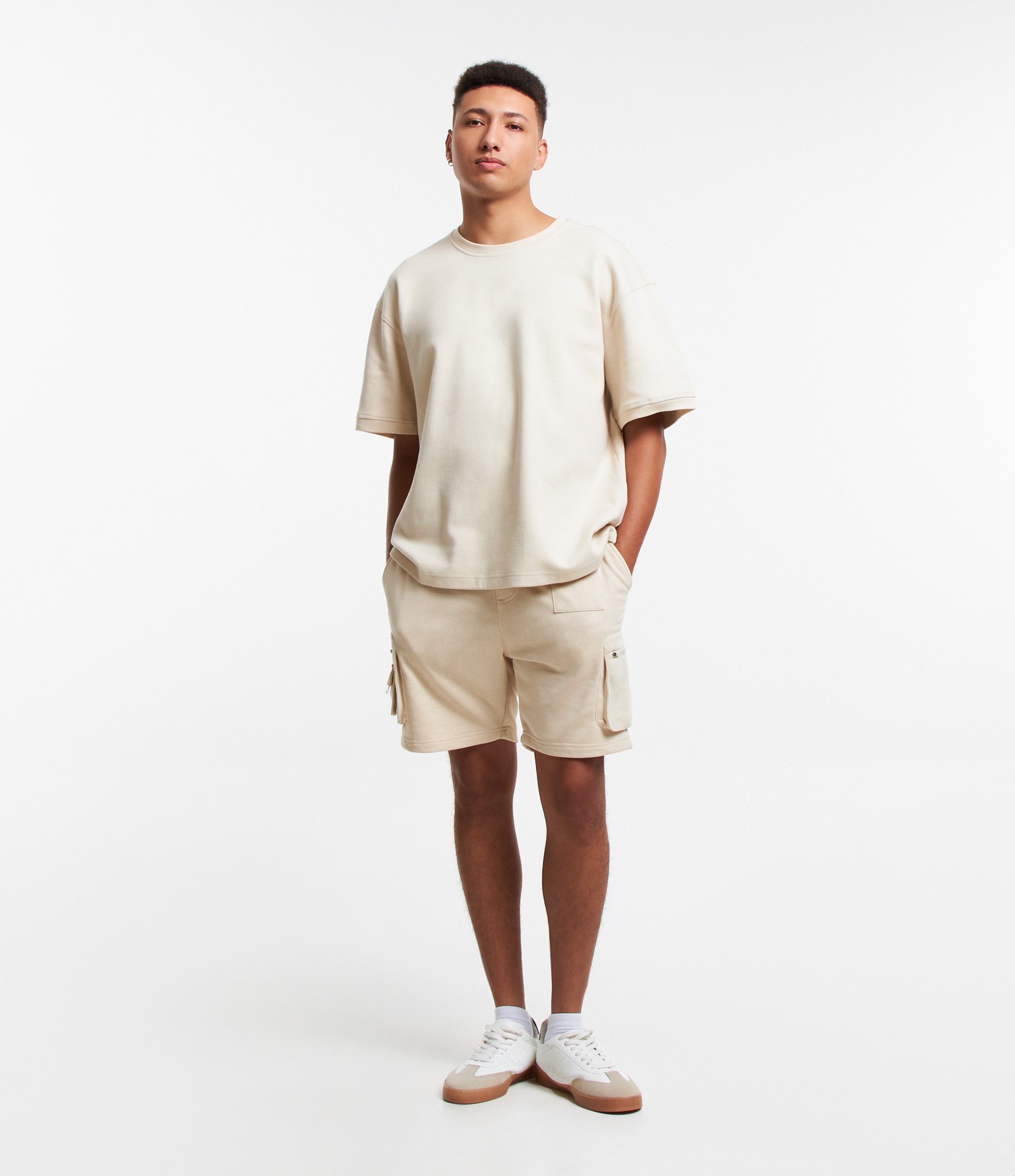 Camiseta Manga Curta em Moletinho Off White 2