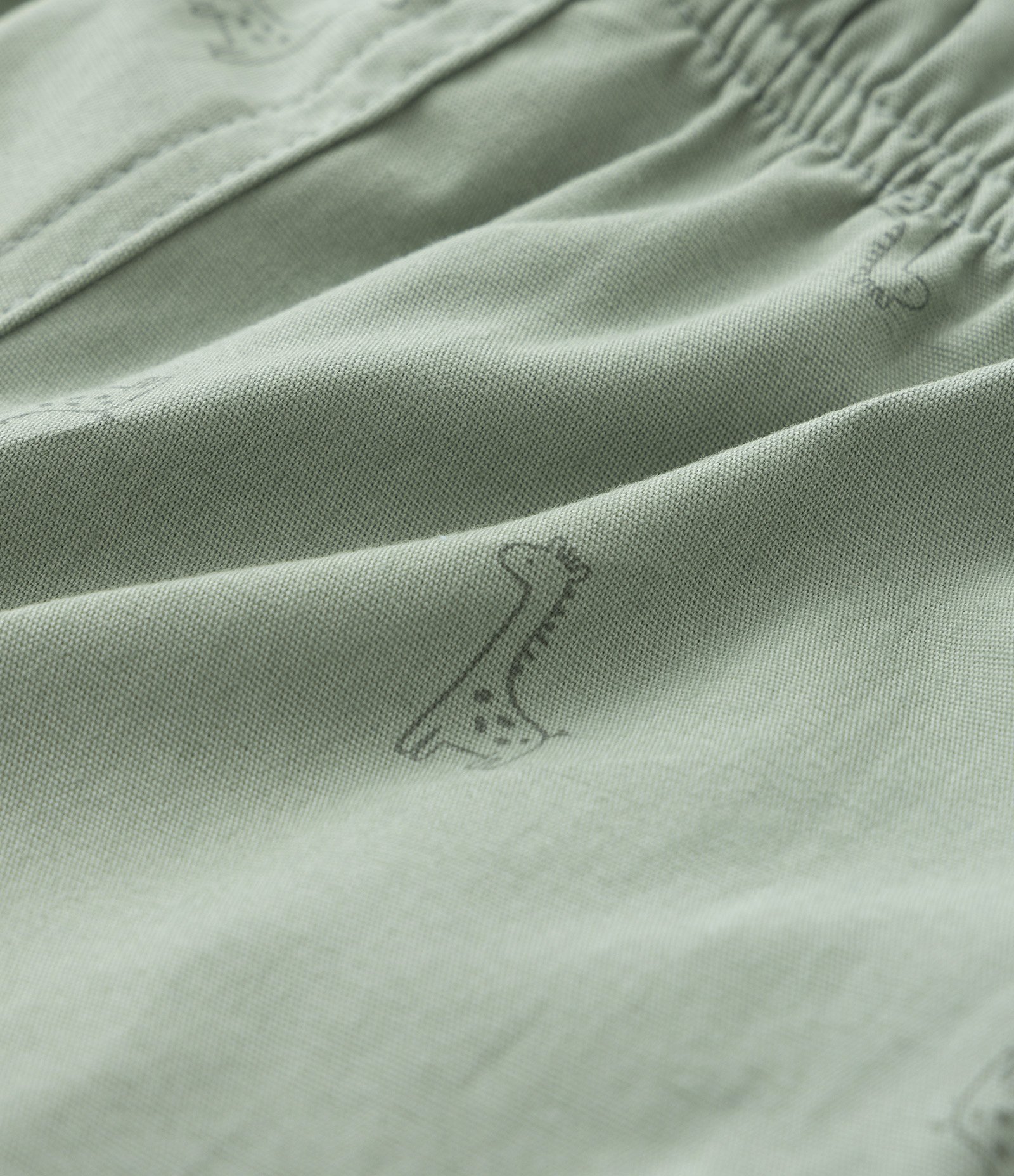 Bermuda Infantil em Sarja com Estampa de Mini Girafas - Tam 0 a 18 meses Verde 3