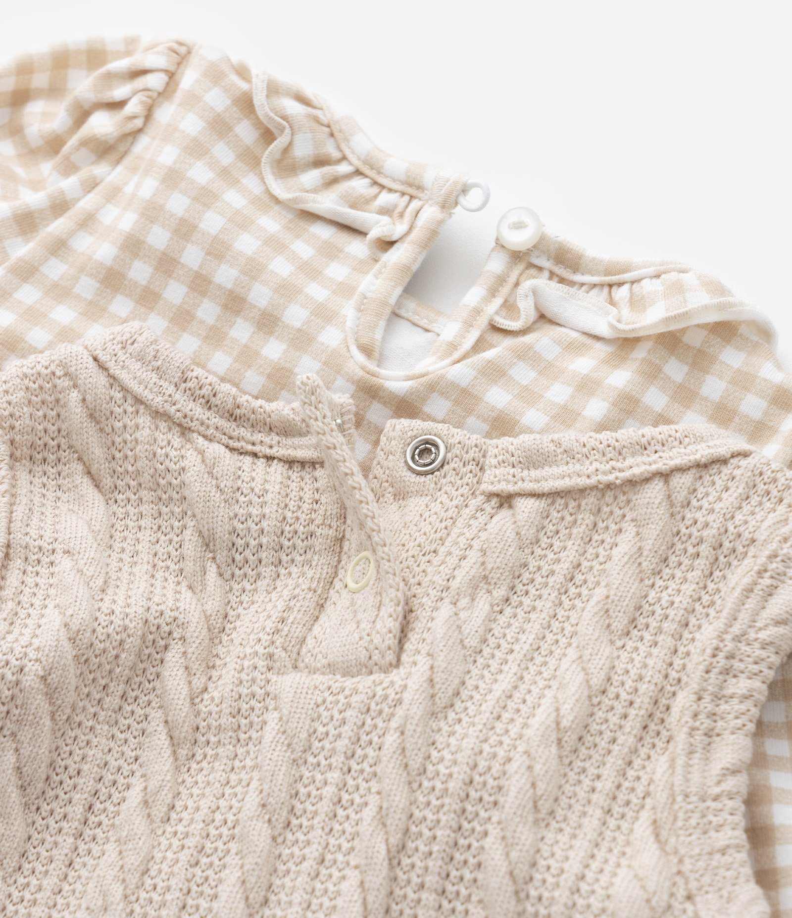 Body Infantil Texturizado com Estampa Xadrez Acompanha Colete - Tam 0 a 18 meses Bege 7