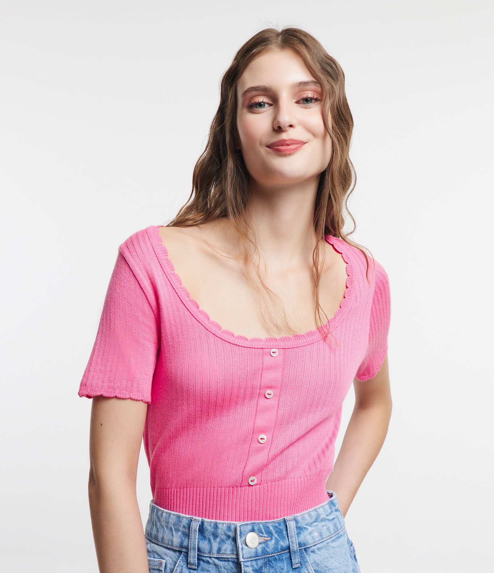 Blusa em Tricô com Botões na Gola e Manga Curta Rosa 1