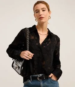 Camisa em Chiffon com Textura Devorê