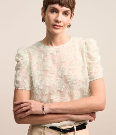Blusa em Chiffon com Texturas e Manga Bufante Menor preço em Blusa em Chiffon com Texturas e Manga Bufante