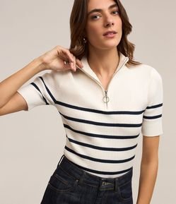 Blusa em Viscose com Golinha e Zíper Frontal