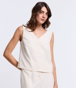 Blusa em Viscose com Decote V e Efeito Sarjado