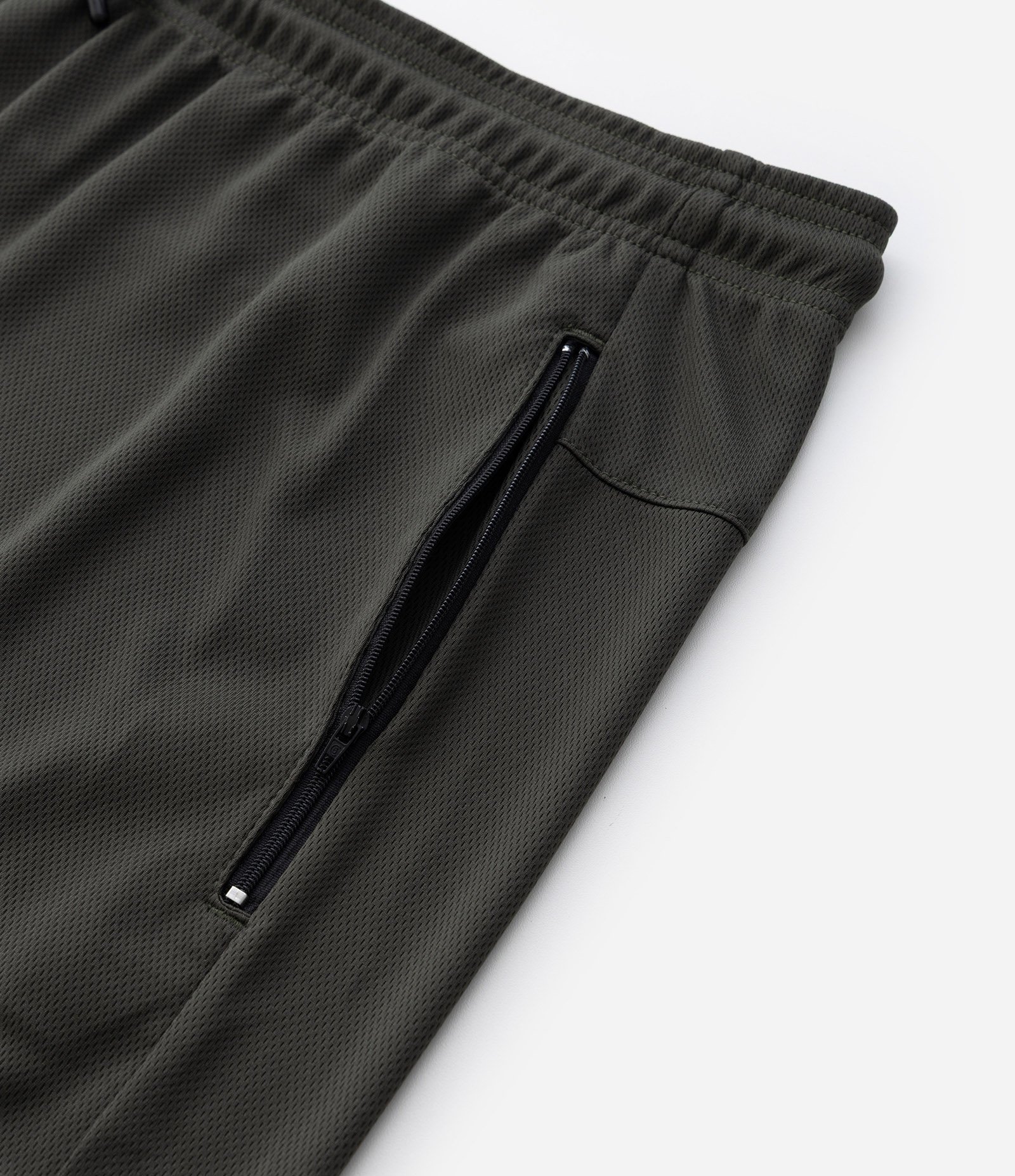 Bermuda Esportiva com Tecnologia Dry Verde Militar 10