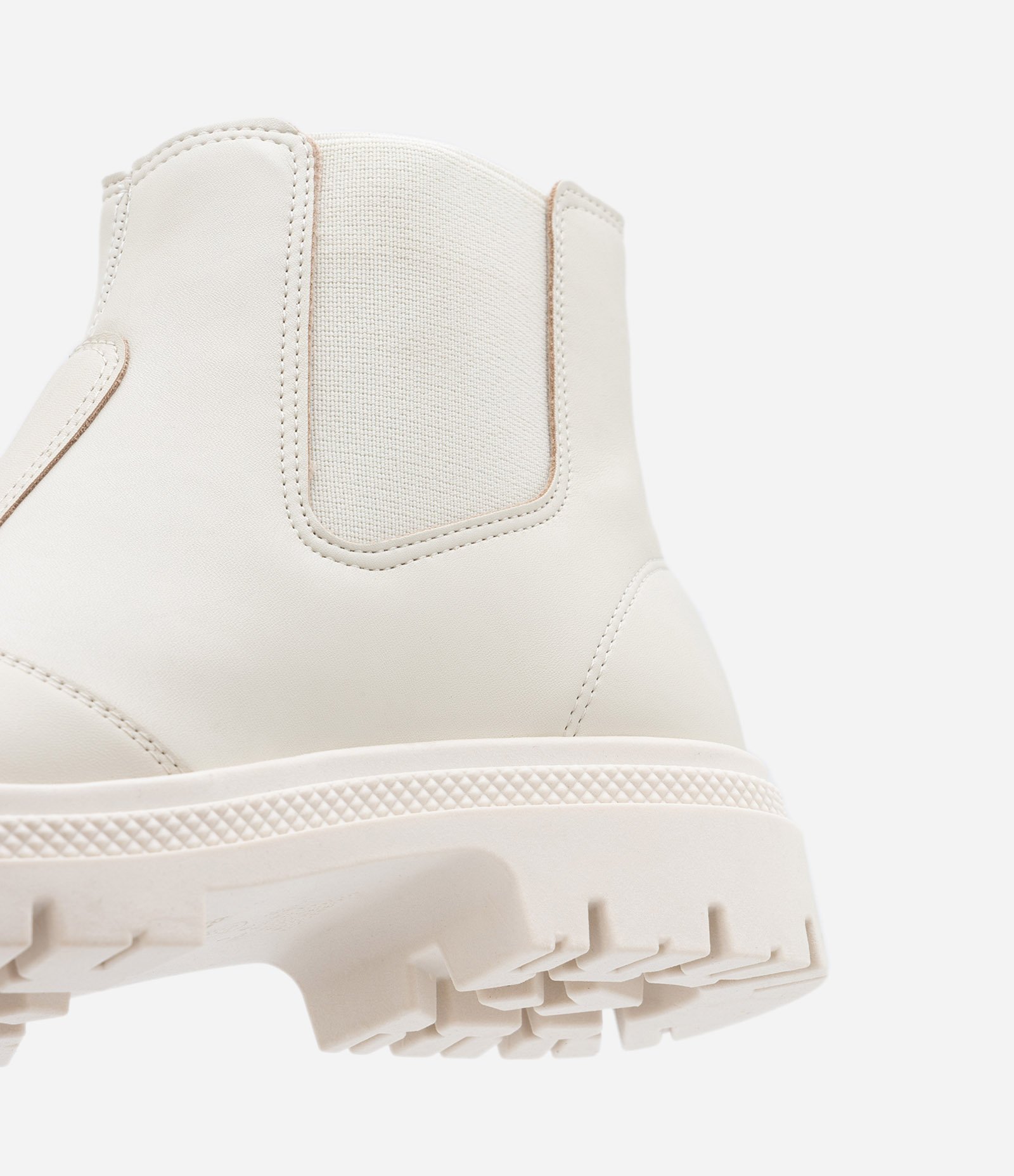 Bota Chelsea Tratorada Cano Curto Moleca Off White 4