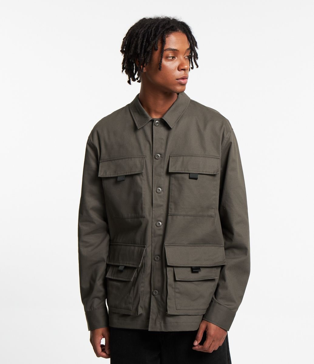 Jaqueta Parka em Sarja com Bolsos Táticos Verde Militar