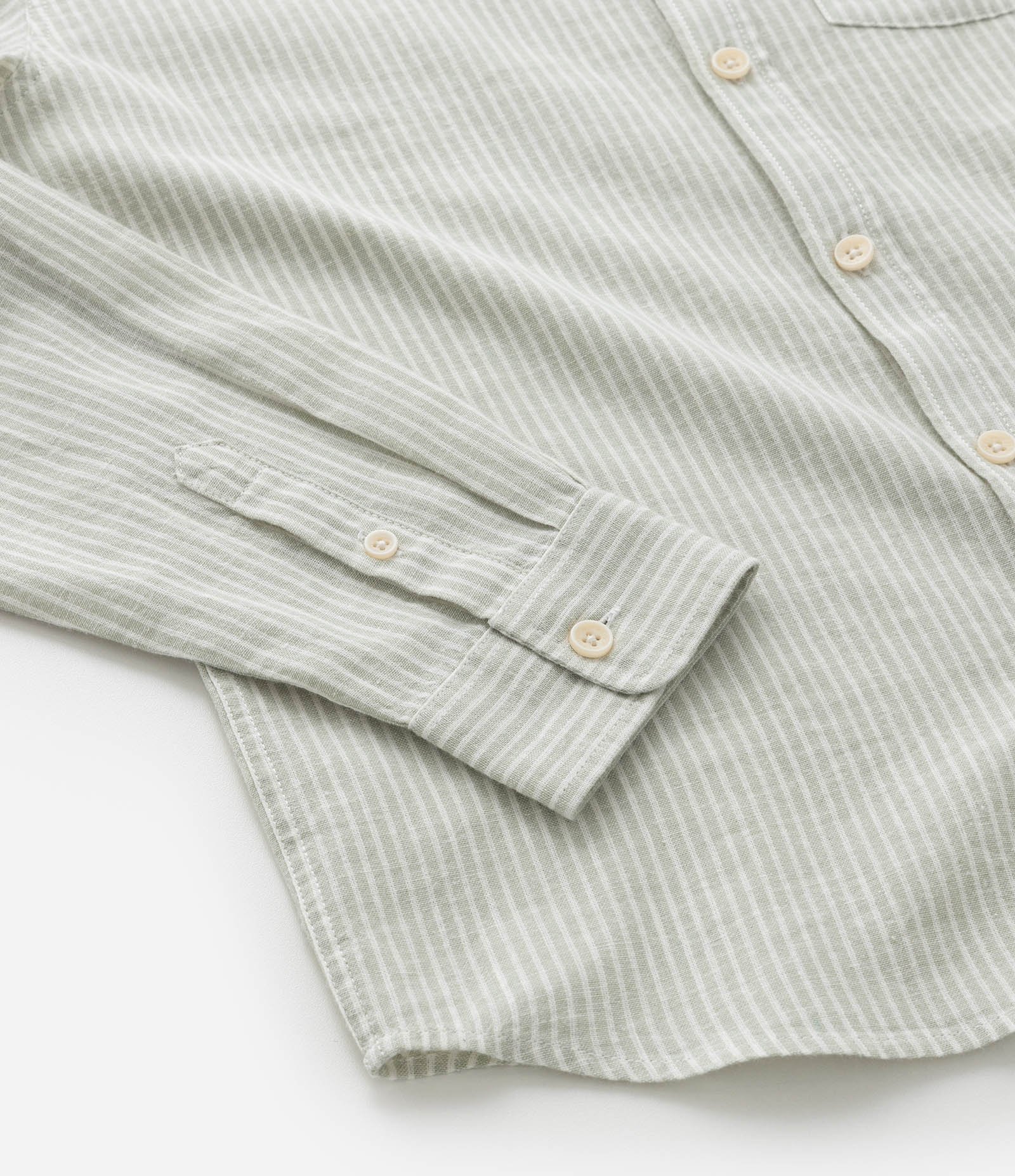 Camisa Infantil com Bolsinho e Estampa Listrada - Tam 5 a 14 anos Verde 4