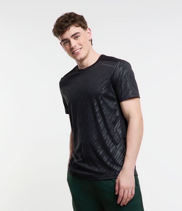 Camiseta Esportiva Dry Fit com Estampa Heatprint e Refletivos