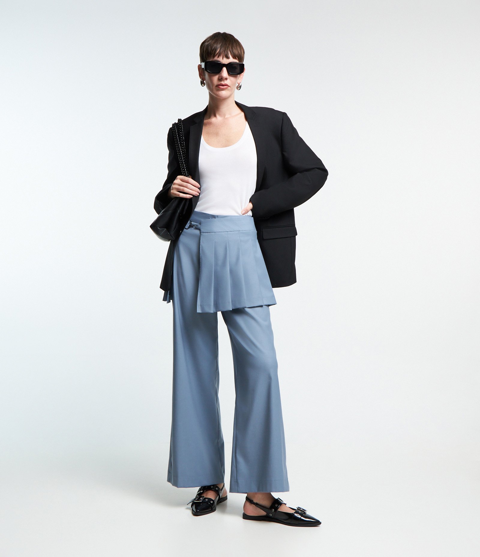 Calça Wide Leg Alfaiatada com Saia Plissada Sobreposta Azul 1