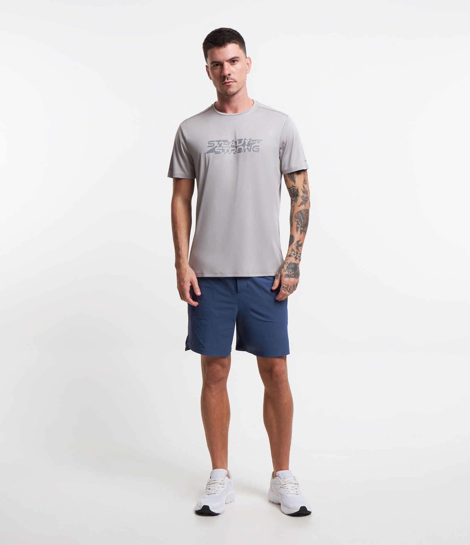 Camiseta Esportiva Tecnologia Dry com Lettering Refletivo no Peito Cinza 2