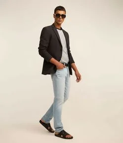 Calça Slim Jeans Básica com Elastano e Pequenos Puídos