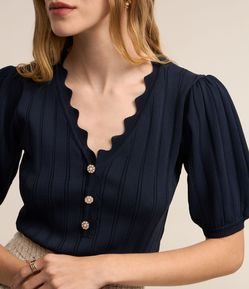 Blusa Manga Bufante em Viscose com Babados no Decote