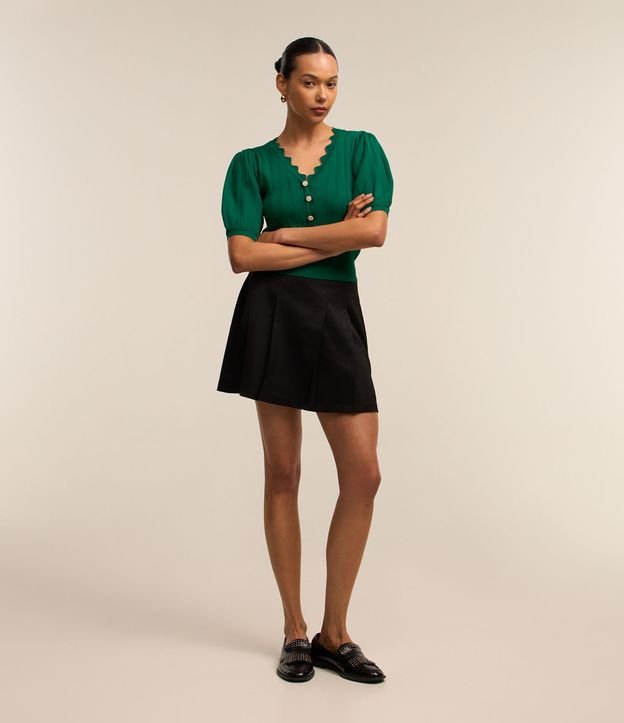Blusa Manga Bufante em Viscose com Babados no Decote