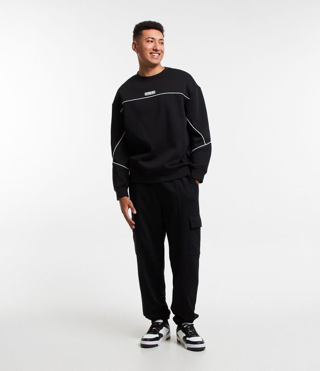 Calça Jogger em Moletom com Forro French Terry e Bolsos Laterais