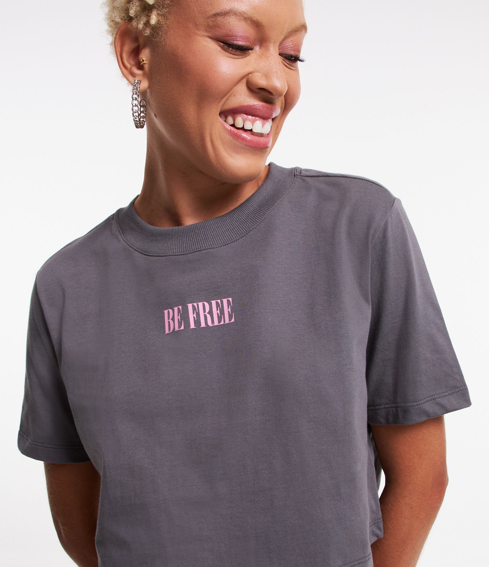 Blusa Cropped em Algodão com Estampa Frente e Costas Be Free Cinza 4