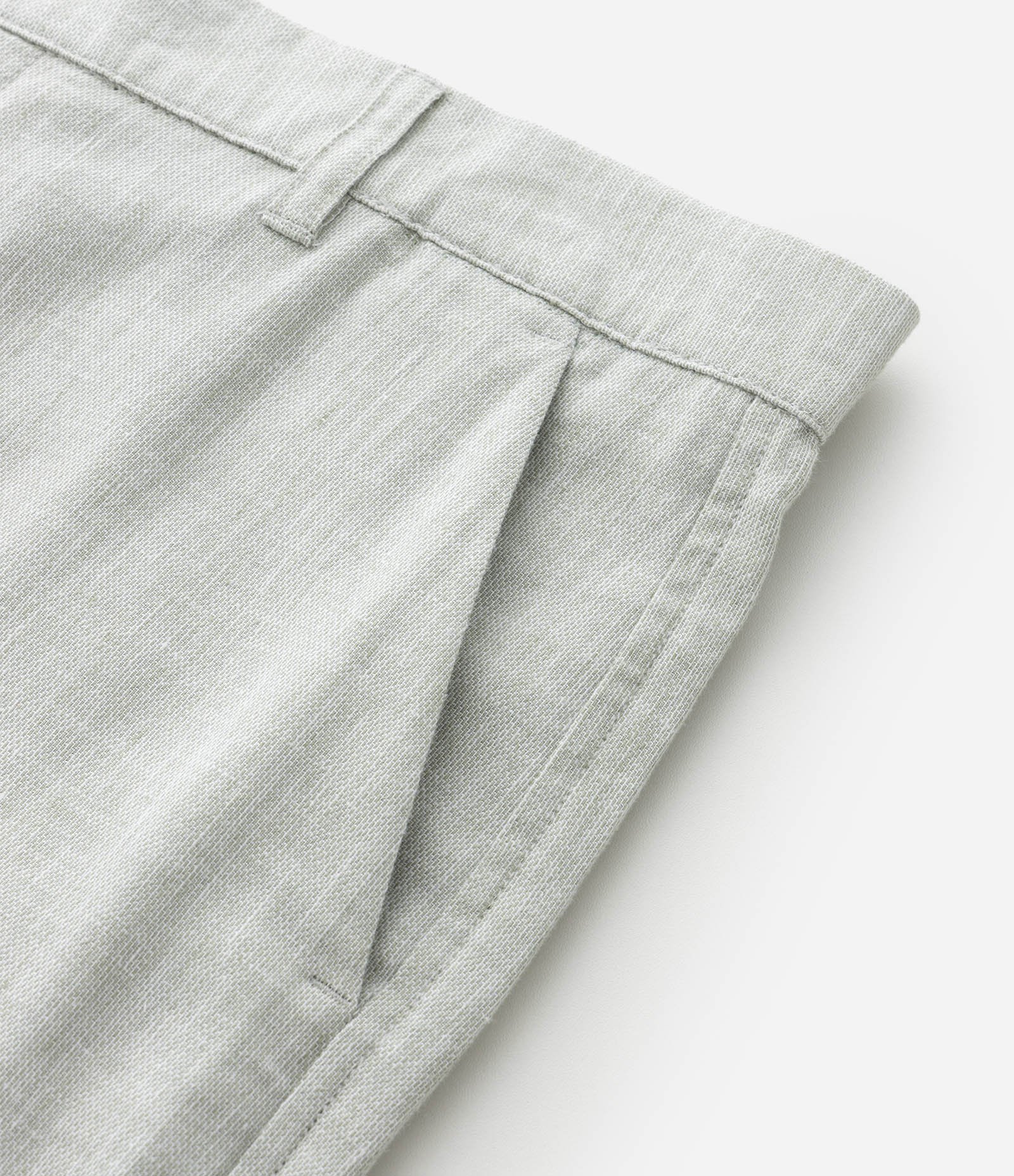 Bermuda Slim Texturizada em Linho com Algodão Verde Claro 10