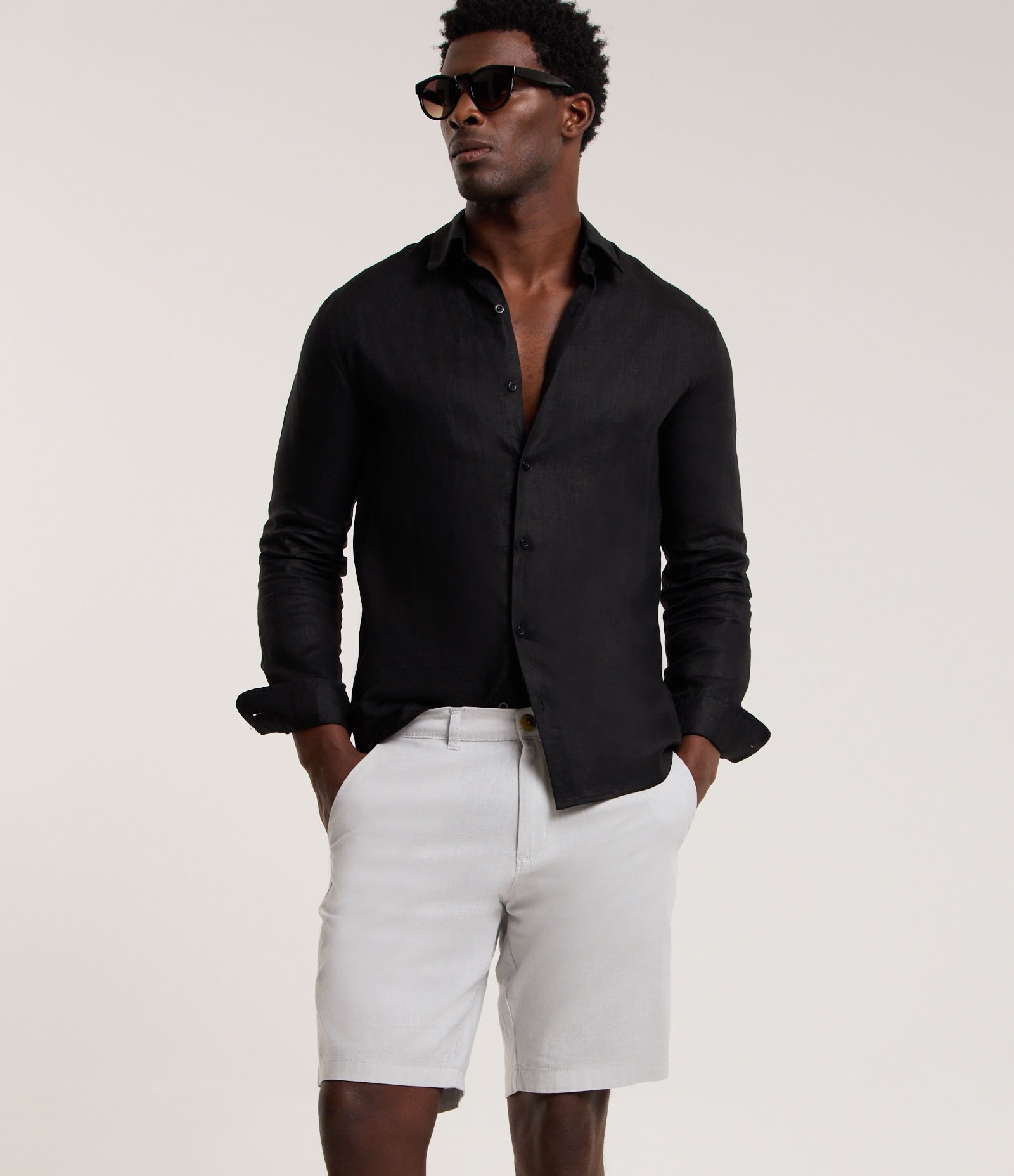 Bermuda Slim Texturizada em Linho com Algodão 2