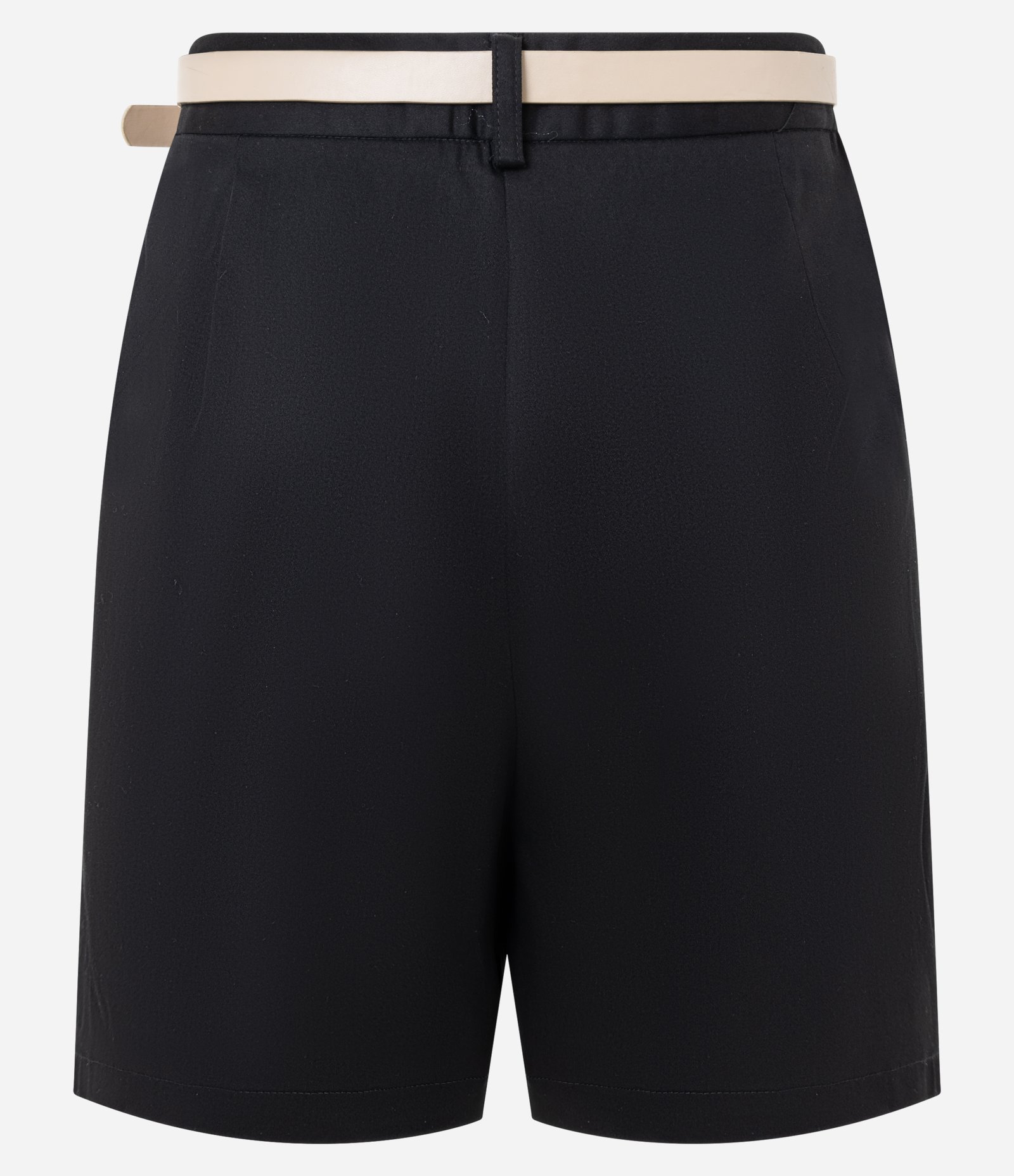 Short em Alfaiataria com Cinto de PU e Fivela de Metal Preto 6