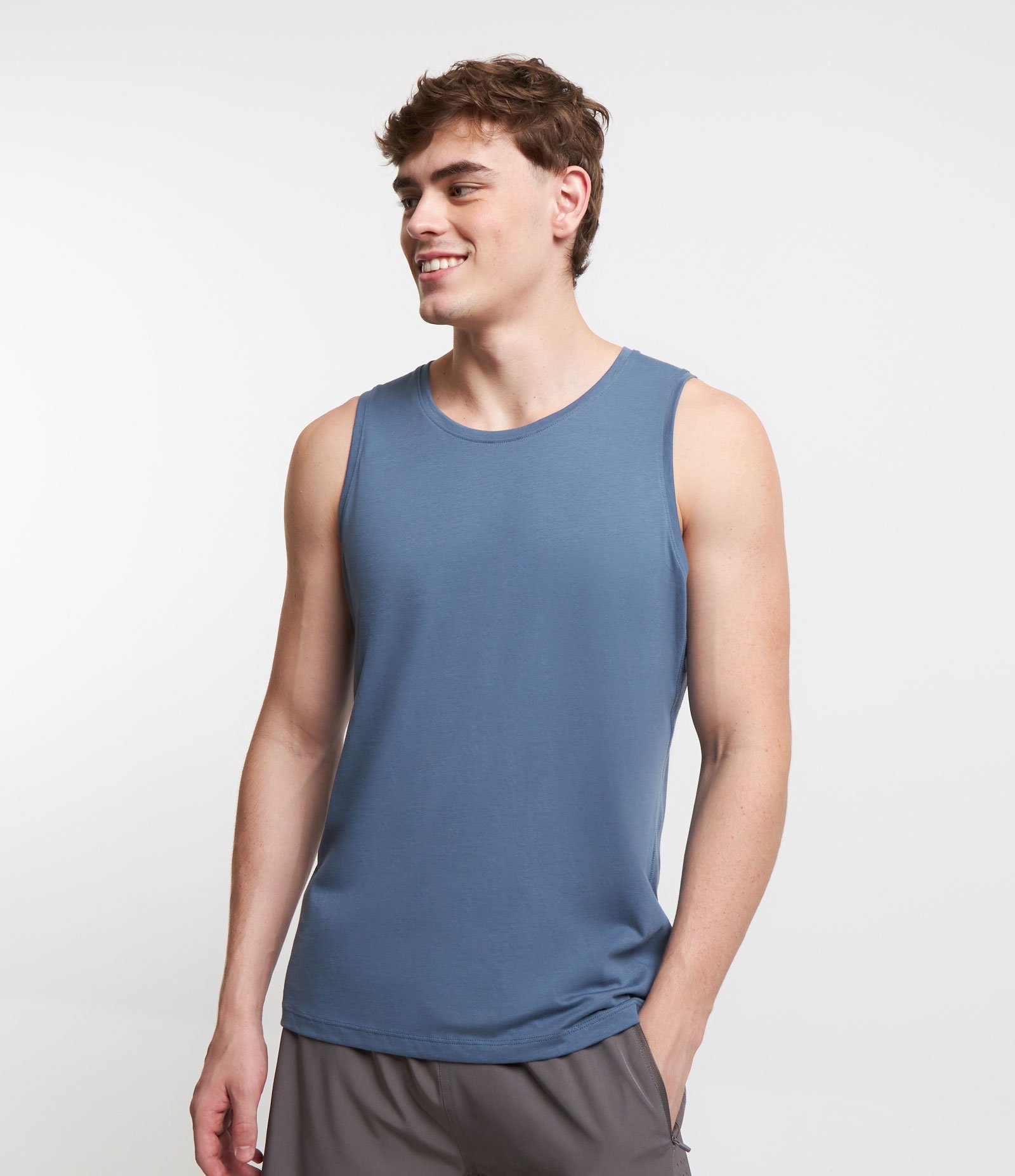 Regata Esportiva em Algodão Peruano com Gola Redonda Azul 1