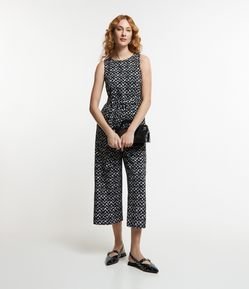 Macacão Alfaiatado com Amarração na Cintura e Zíper Costas