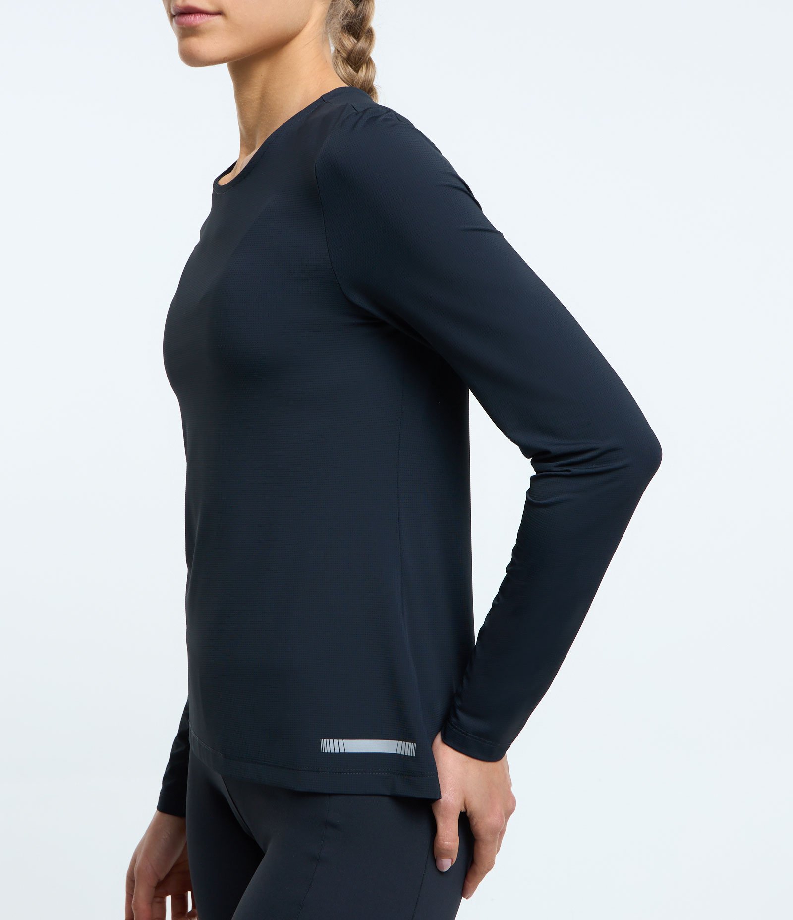 Camiseta Esportiva Ajustada em Poliamida com Detalhe Reflexivo Preto 5